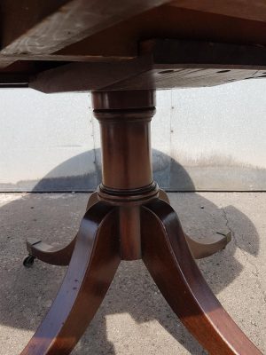 Georgian mahogany Drum Table
