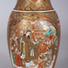 EARLY 20TH CENTURY JAPANESE SATSUMA EARTHENWARE VASE