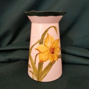 Wemyss ware splayed rim vase decorated with daffodils