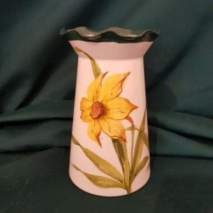 Wemyss ware splayed rim vase decorated with daffodils