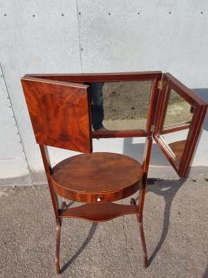 Georgian crossbanded mahogany triplate miniture Dressing Table