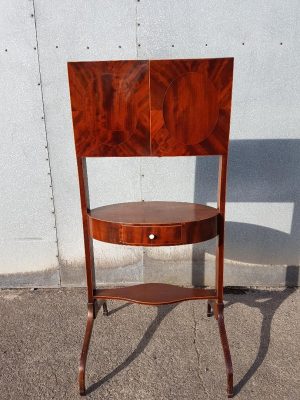 A Georgian crossbanded mahogany triplate miniture Dressing Table