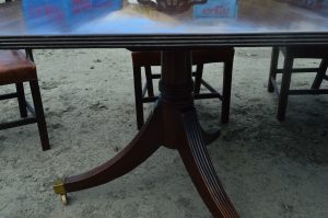 George III Mahogany three pedestal table