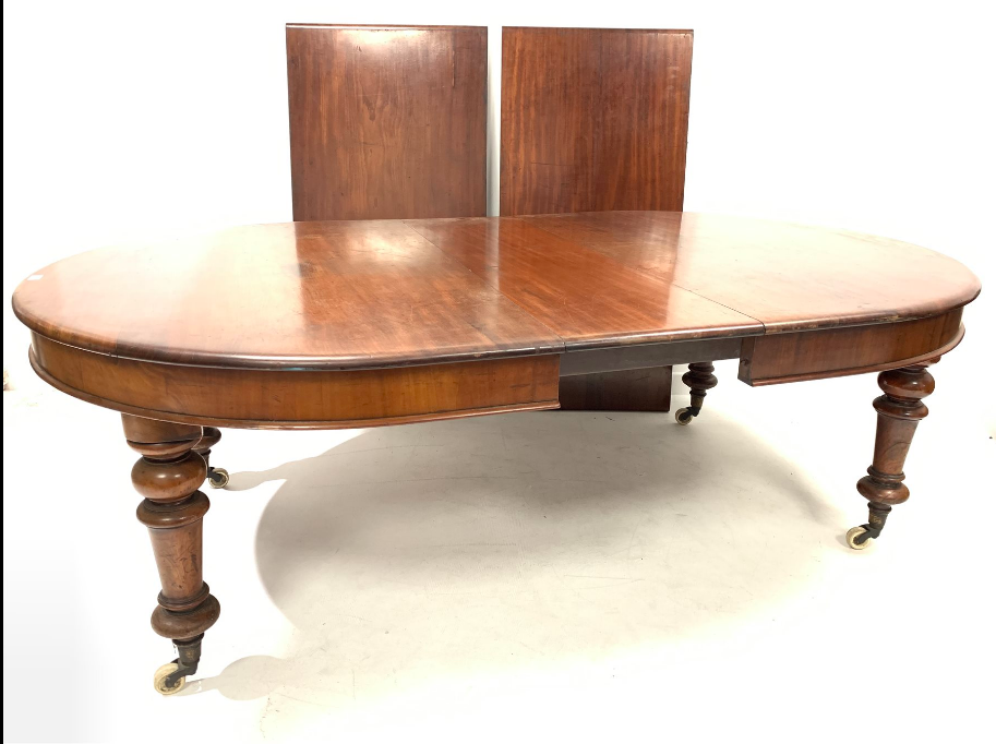 Large Victorian mahogany extending dining table