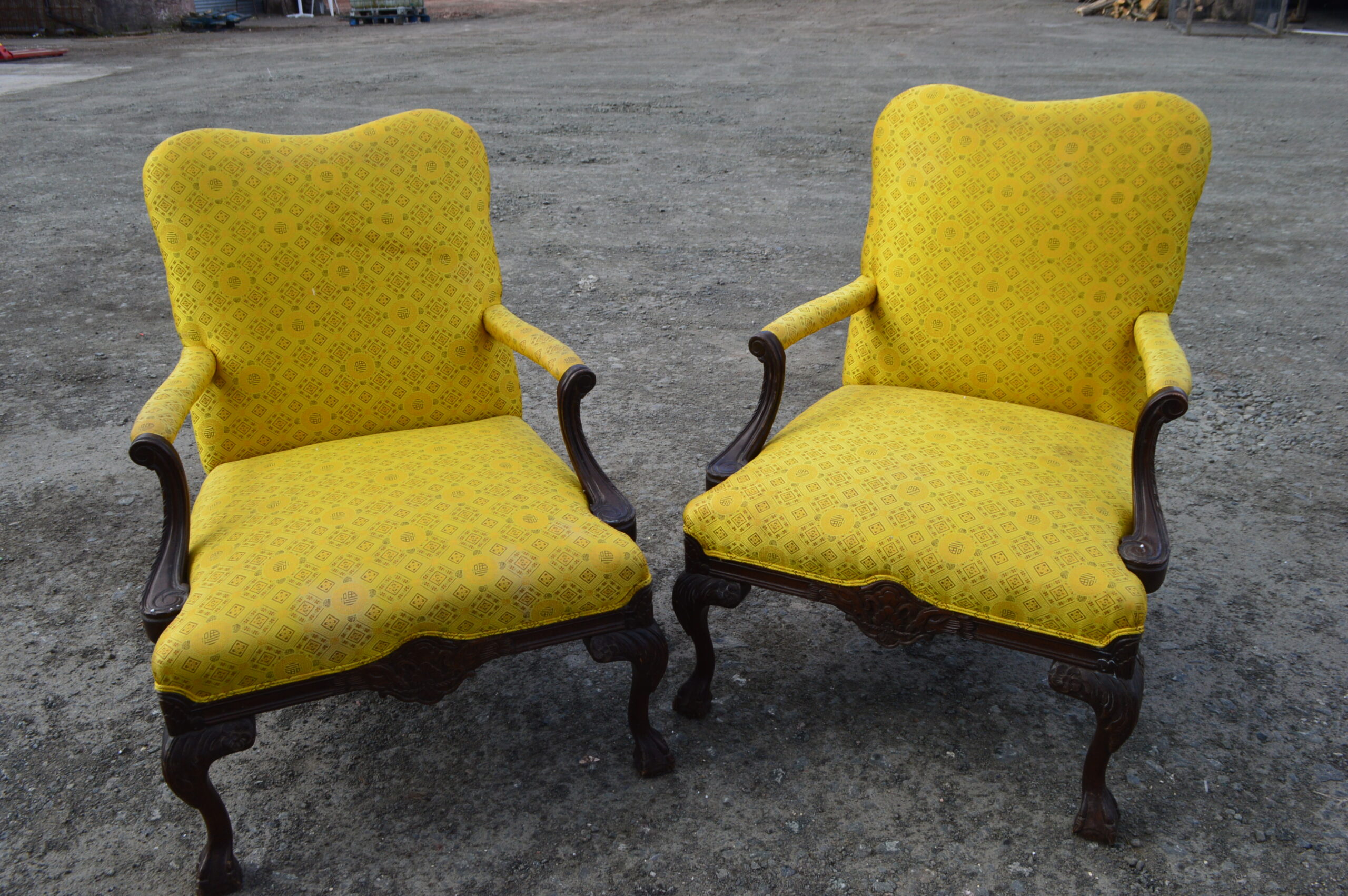 Pr Geo III style Gainsborough chairs