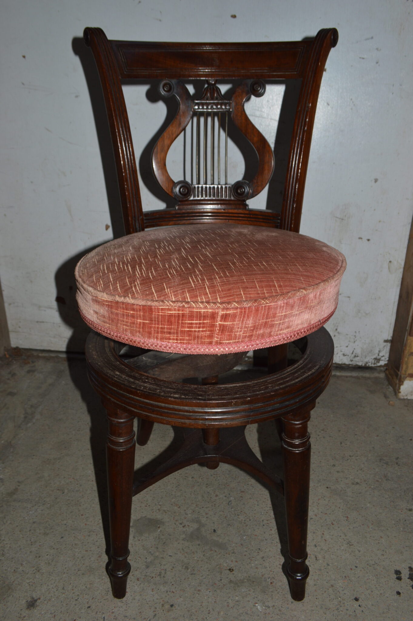 cellist chair