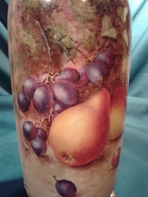 Worcester fallen fruits vase
