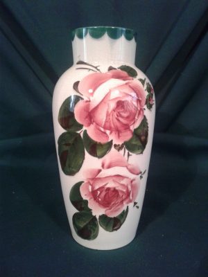 Wemyss ware oviform vase decorated with red roses