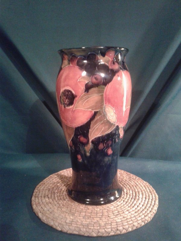 Rare Moorcroft vase pomegranate pattern circa 1920s Perfect condition Size; 8" by 4"