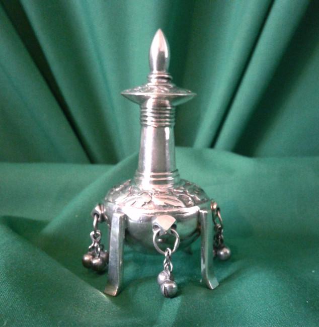 Chinese silver scent bottle. Circa 1890