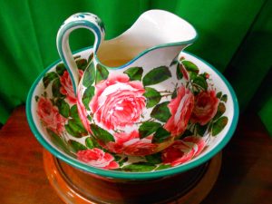 Rare Scottish Wemyss ware Ure and Basin