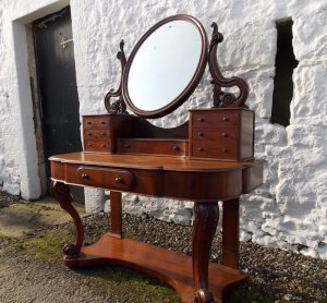 Victorian Dutchess Mahogany Dressing table