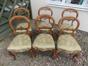 Set six Victorian walnut dining chairs