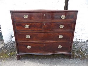 Georgian serpentine mahogany chest of drawers. Large stocks of chests