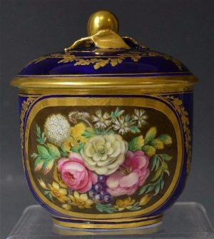 Fine Sevres gilt lidded pot, with cobalt blue ground,