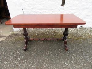 Large Victorian cross banded rosewood stretcher table