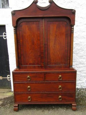 Georgian mahogany linen press (Irish)