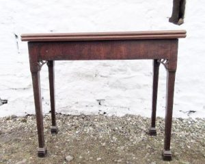 Georgian mahogany fold over tea table