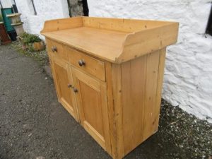Victorian pine kitchen dresser