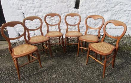 Set of six Victorian bergaire seated parlour chairs