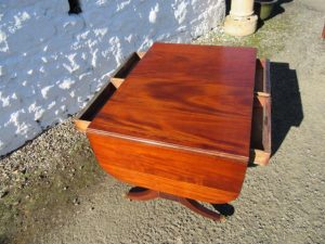 Georgian mahogany sofa table