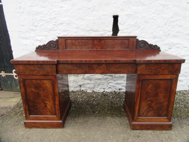 William 1V Mahogany pedestal sideboard