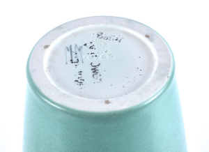 large American Rookwood Pottery Vellum vase