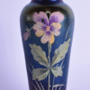 A STYLISH LOETZ STYLE IRIDESCENT GLASS VASE