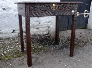 Georgian carved oak hall table