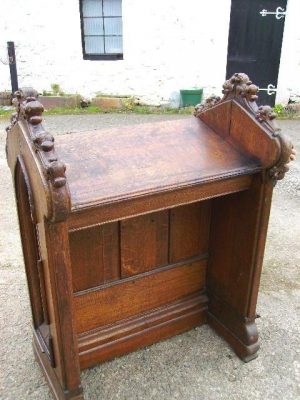Victorian Auctioneers rostrum.
